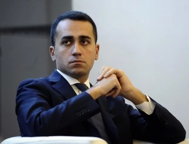 Σύγκρουση Ρώμης-Βρυξελλών - Ο Π.Μοσκοβισί μίλησε για «μικρούς Μουσολίνι» - Ντι Μάιο: «Έχεις 8 μήνες πολιτικής ζωής»